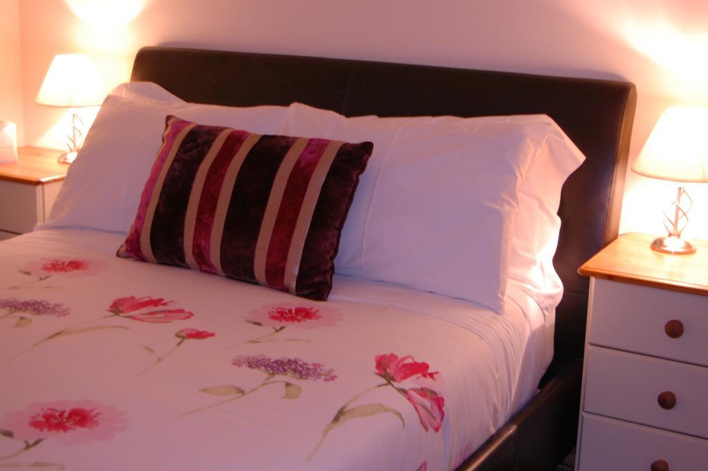 Dawn Break Bed & Breakfast Largs Ruang foto
