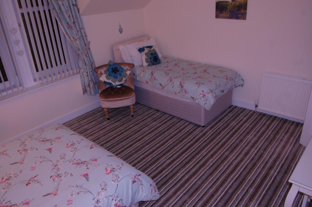 Dawn Break Bed & Breakfast Largs Ruang foto
