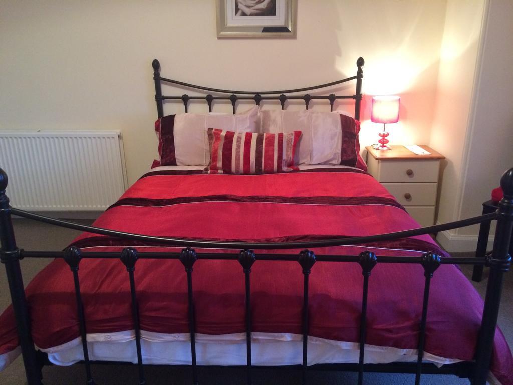 Dawn Break Bed & Breakfast Largs Ruang foto